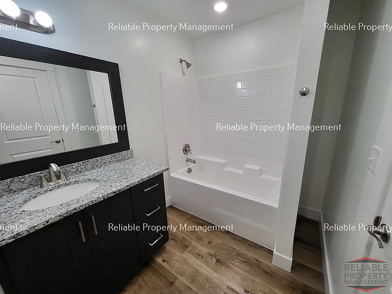 2015 Lawrence Ln #1305 — Photo 12