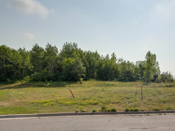 1209 Oak Pond Dr, Sartell, MN 56377