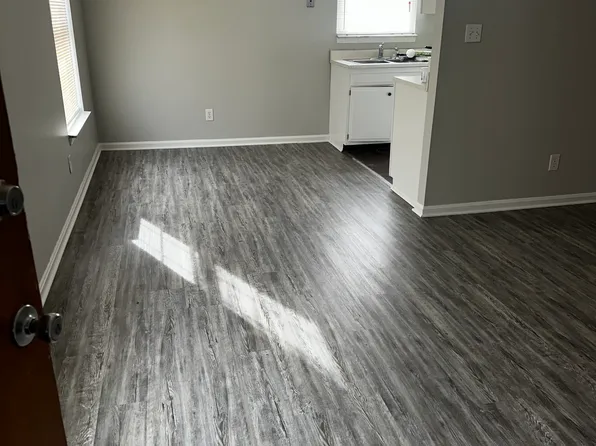 9701 Hudson Ln #3, Louisville, KY 40291