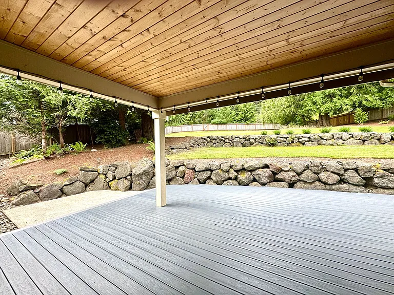 5726 Solana Ln NE — Photo 19