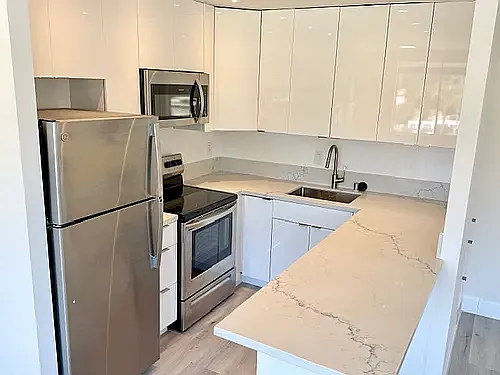Madison Apartments — Photo 27