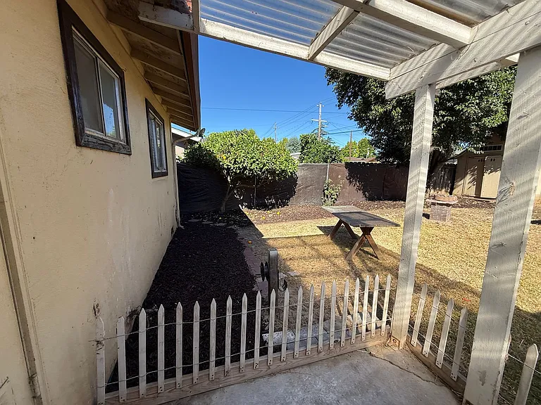 611 Fairview Dr — Photo 19