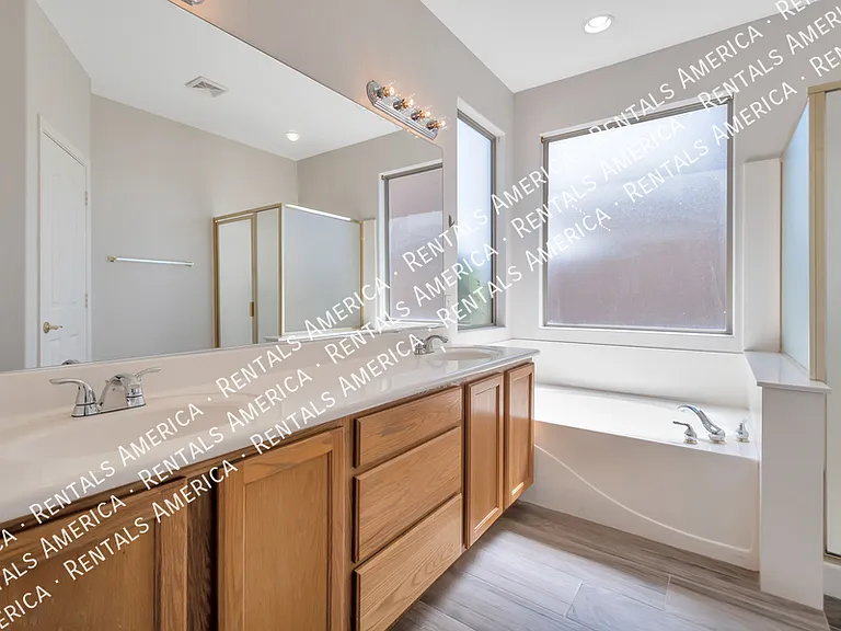 100 E Piccolo Ct — Photo 7