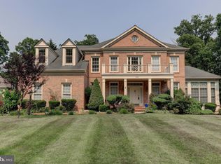 7394 Spring Summit Rd, Springfield, VA 22150