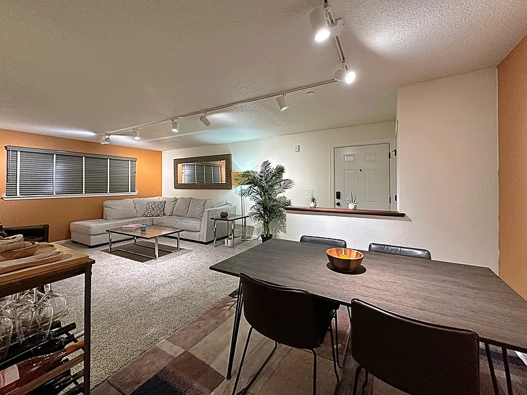 11046 SW Greenburg Rd #125 — Photo 9