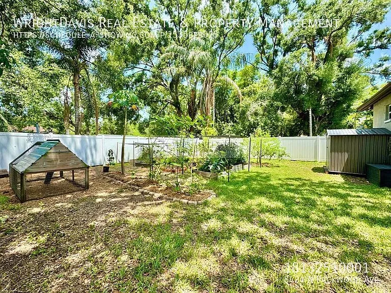 8424 N Packwood Ave — Photo 31