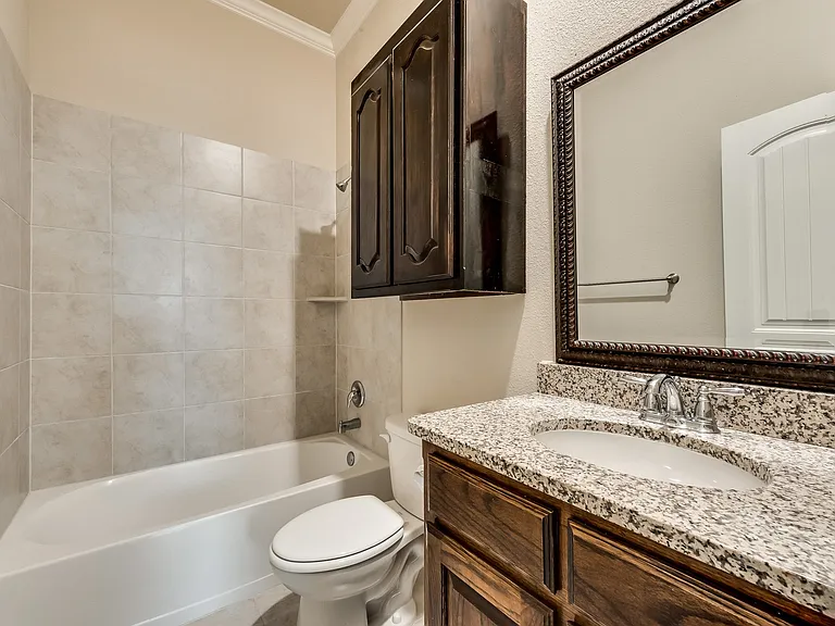 1321 Crescent Cove Dr — Photo 10