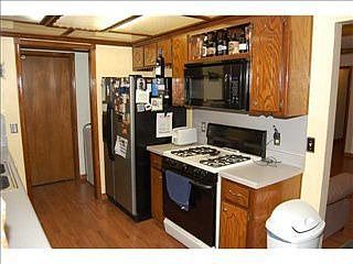 5th image of 100 SW 141st St