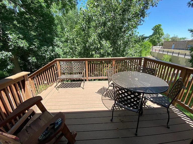 3170 Eastwood Ct — Photo 9