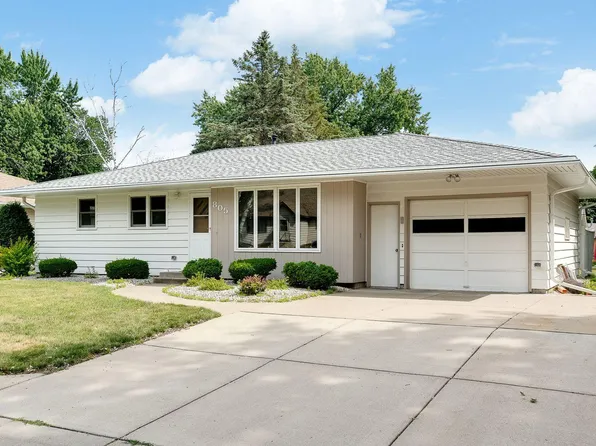 805 13th St W, Hastings, MN 55033