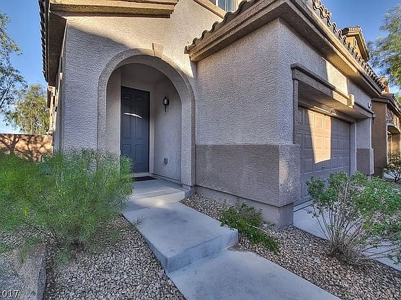 3rd image of 10582 El Cerrito Chico St