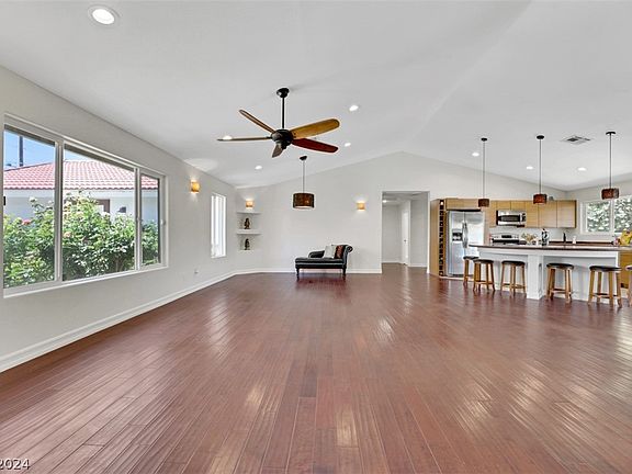 3rd image of 5714 Via Olivero Ave