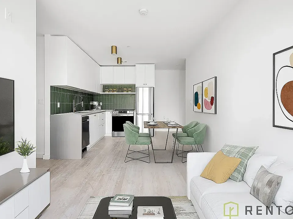 527 Grand Ave #308