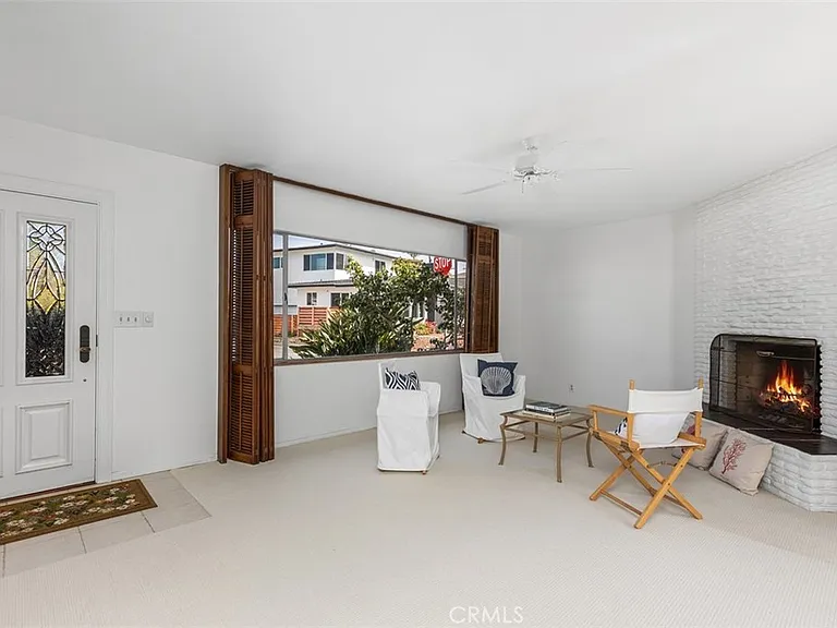 401 Arenoso Ln #A — Photo 2