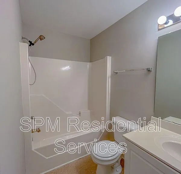 501 Shortfin Dr — Photo 19