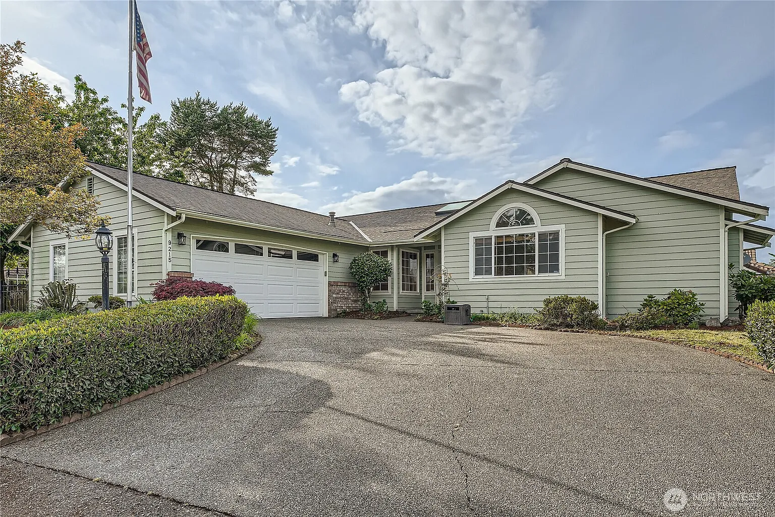 9215 77th Street Ct SW photo 1