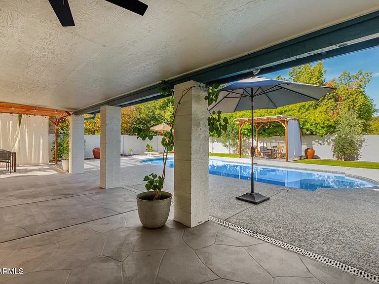 1948 E Jeanine Dr — Photo 15