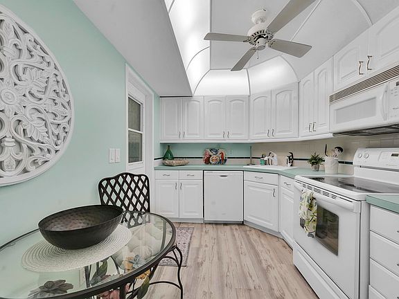 2nd image of 3492 NE Causeway Blvd APT 103