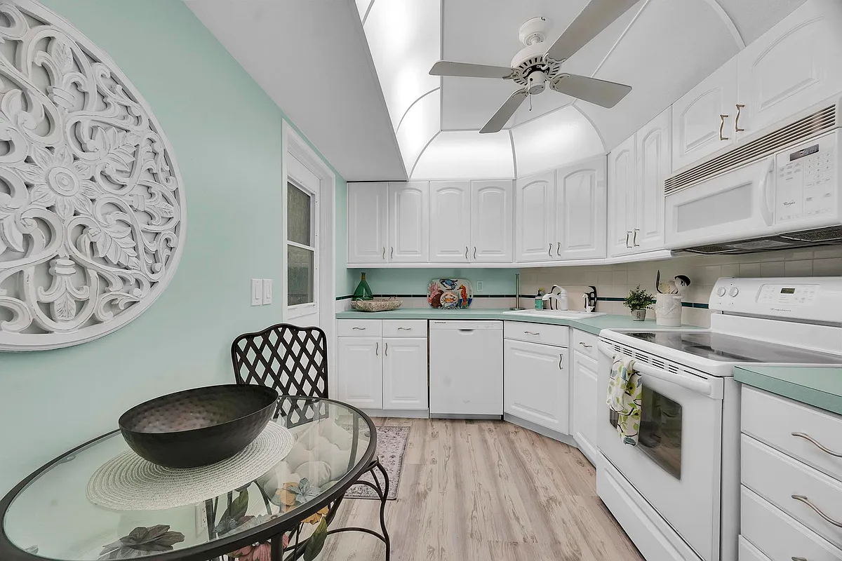 Building Photo - 3492 NE Causeway Blvd #103