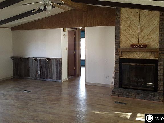4th image of 680 Jefferson St