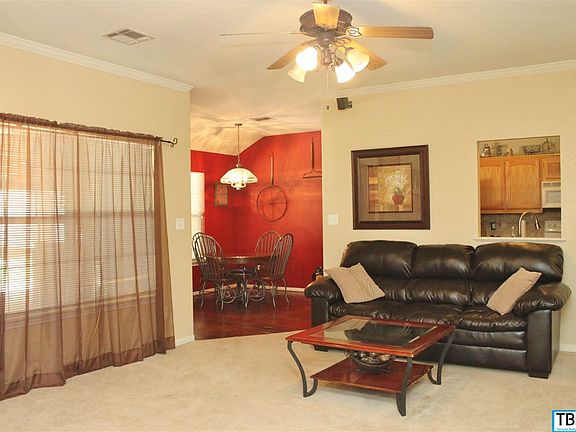 3rd image of 75 Willow Run Dr