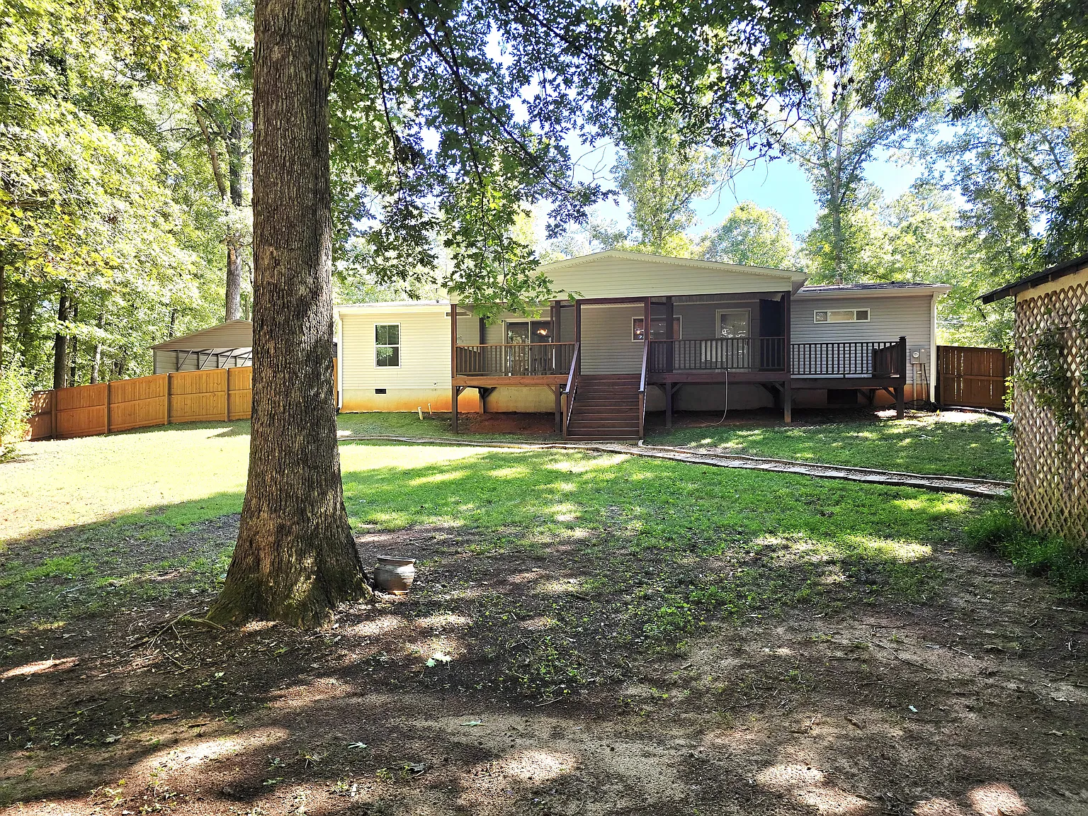 3 bed, 1890 sqft, $2,350 — Photo 3