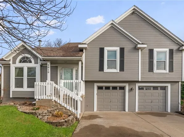 1010 NE 107th St, Kansas City, MO 64155