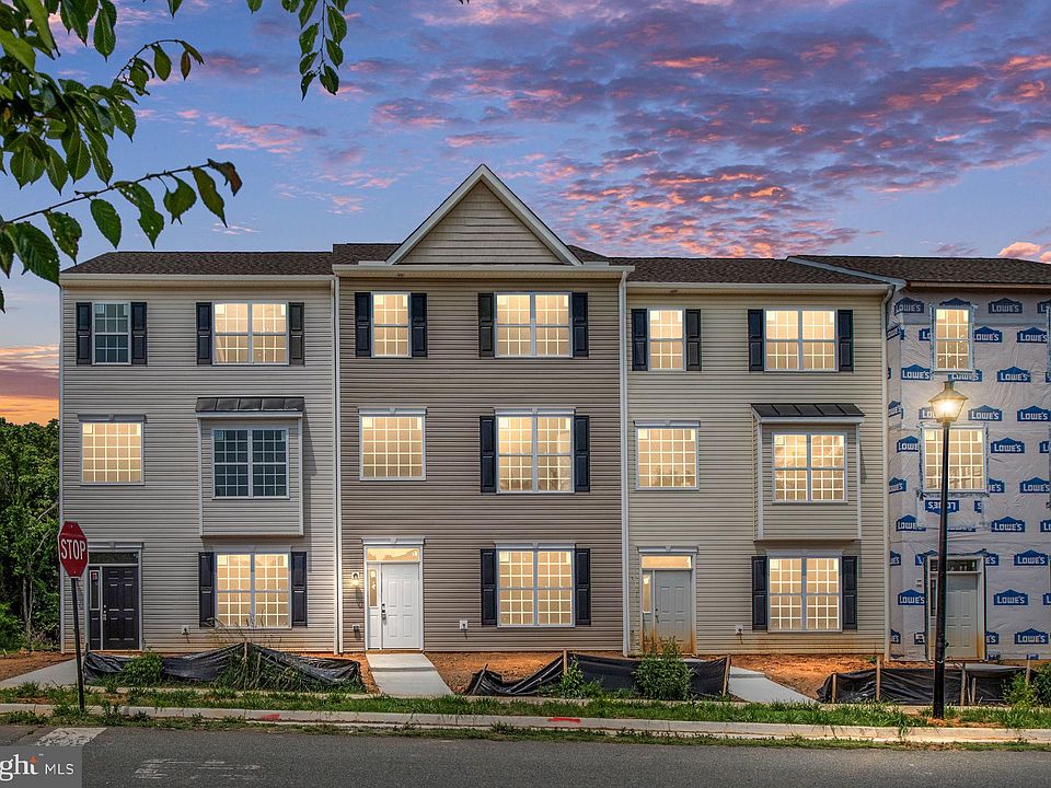 1st image of 1014 Wicklow Dr
