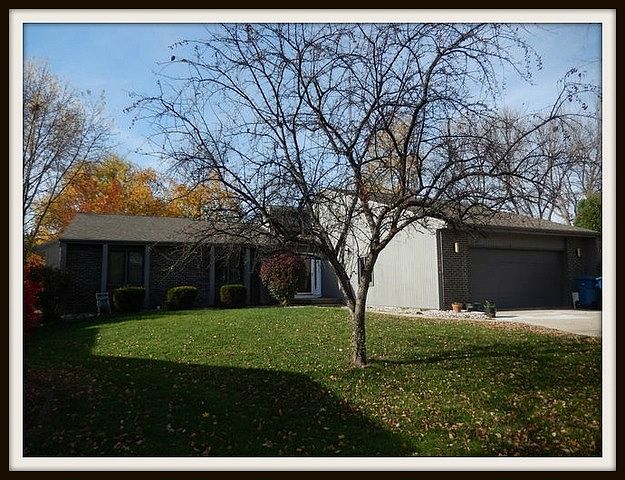 1st image of 247 Fox Trail Dr