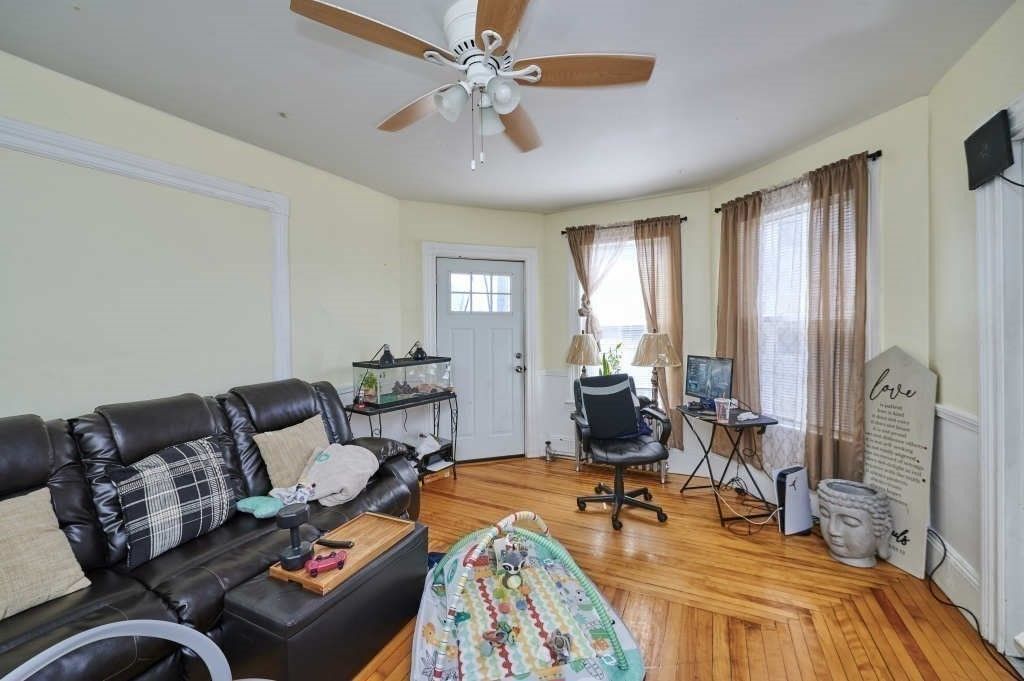 44 A&b Park St, Lynn, MA - View 5