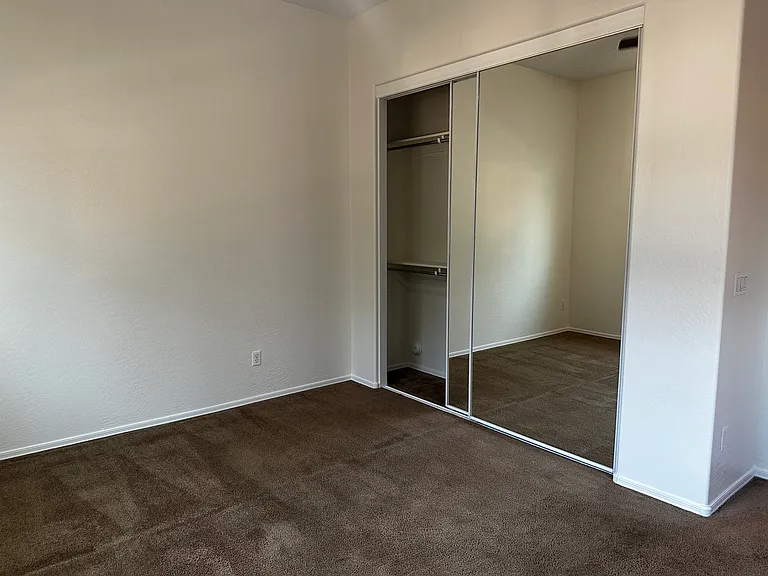 2712 E Redwood Pl — Photo 17