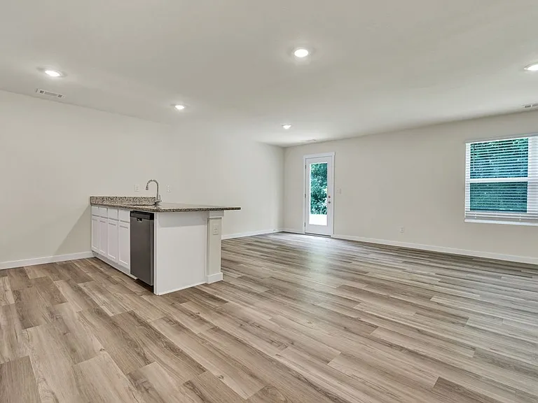 627 Fox Den Cir — Photo 7