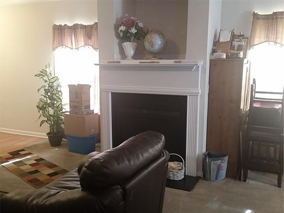 5th image of 2200 Palomino Ln