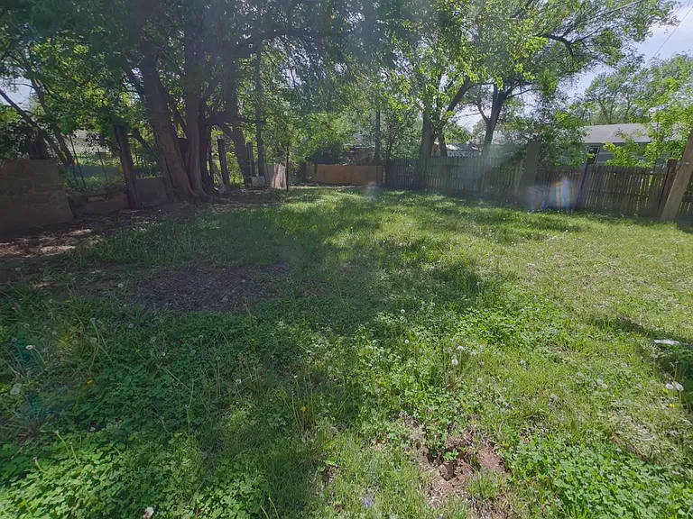 4243 E Whitney Ln — Photo 8