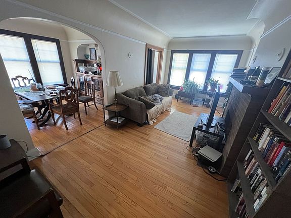 2nd image of 5104 W Wisconsin Ave APT 3