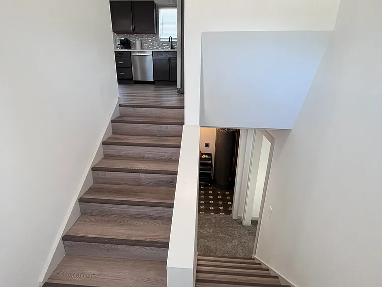 928 Linden Ave — Photo 5