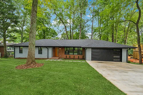 1542 Lavista Rd NE Photo 1