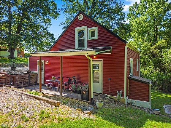 3rd image of 43 Madison Rd