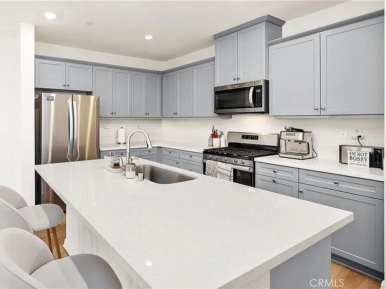 3906 E Coronado Privado — Photo 12