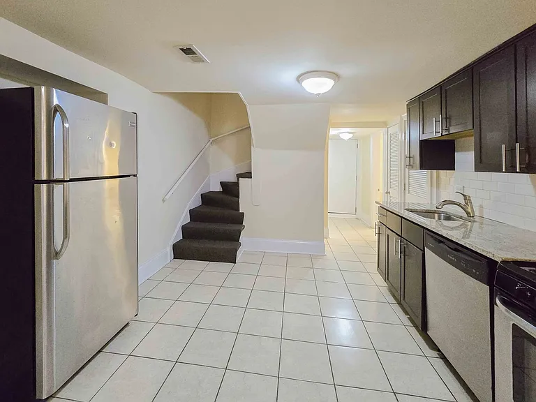 871 W Lill Ave — Photo 38
