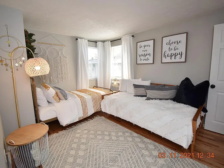 722 S Poplar St — Photo 11