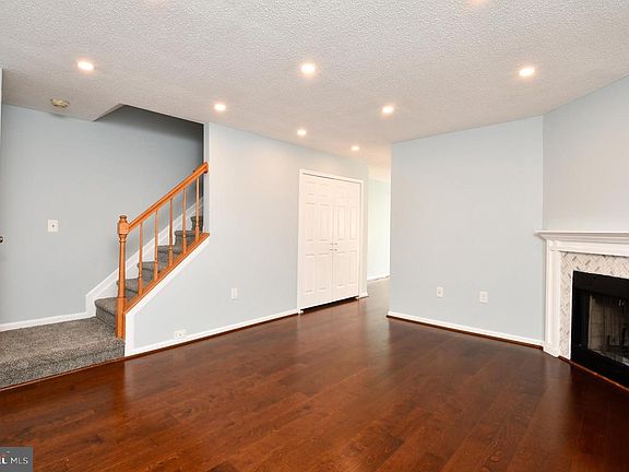 5th image of 6531 Old Carriage Dr