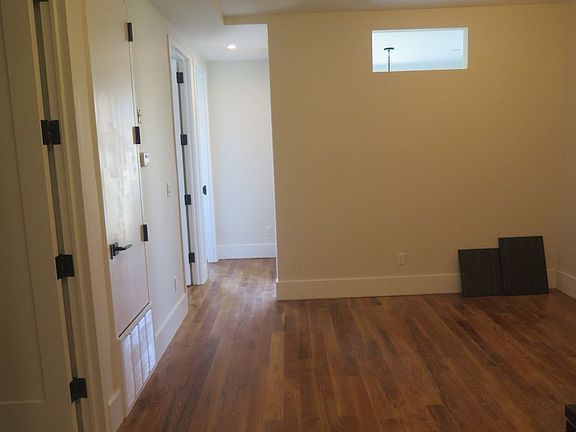 4th image of 675 Marcy Ave #2W