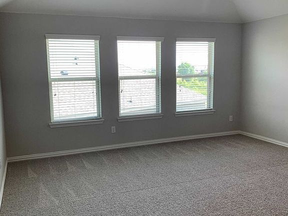 5th image of 8425 Sweet Flag Ln