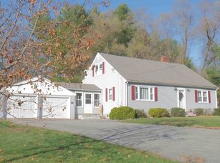 91 School St, Chelmsford, MA 01824
