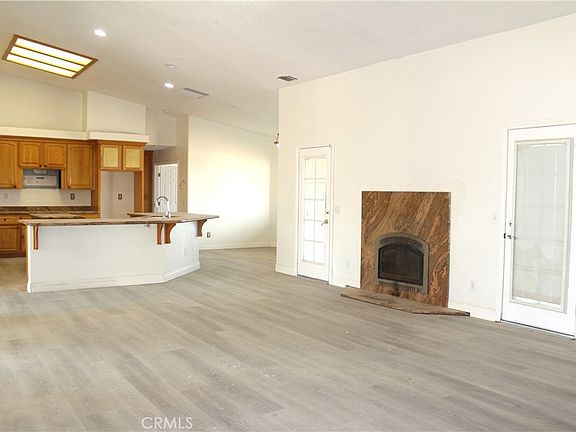 5th image of 26180 Horizon St