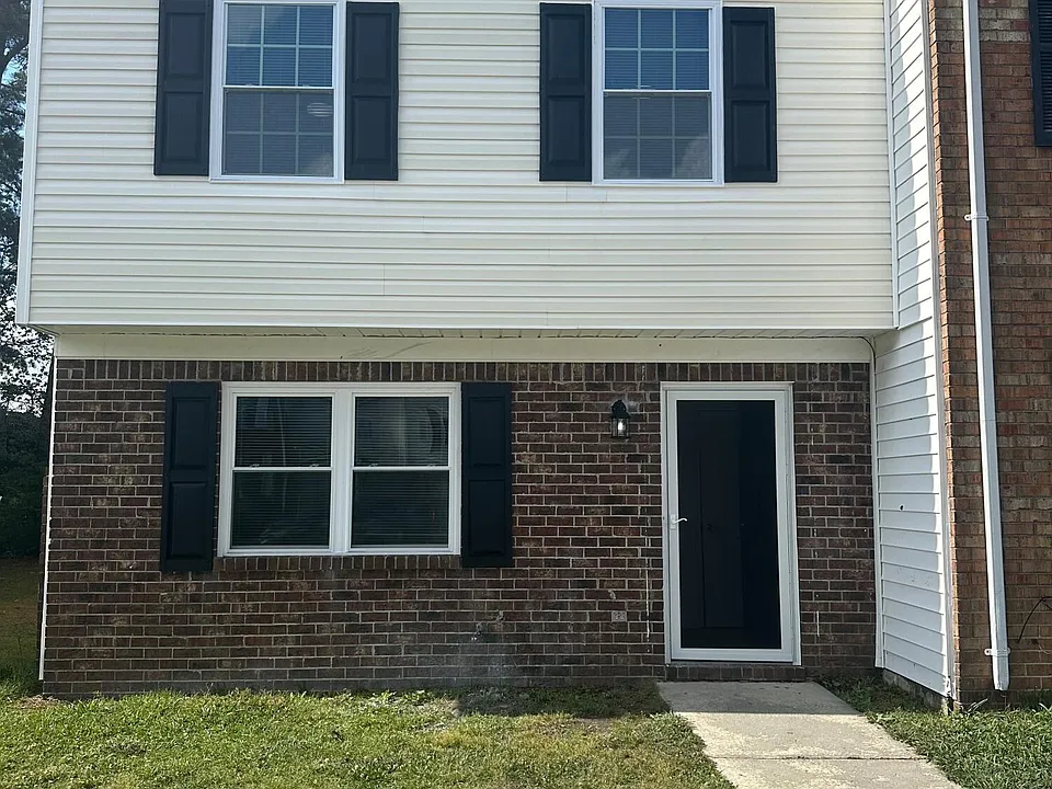 408 Myrtlewood Cir