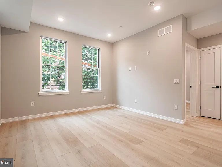 713 S Mildred St #2C — Photo 8