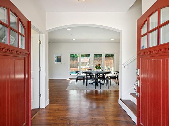 4th image of 279 Cobblestone Drive