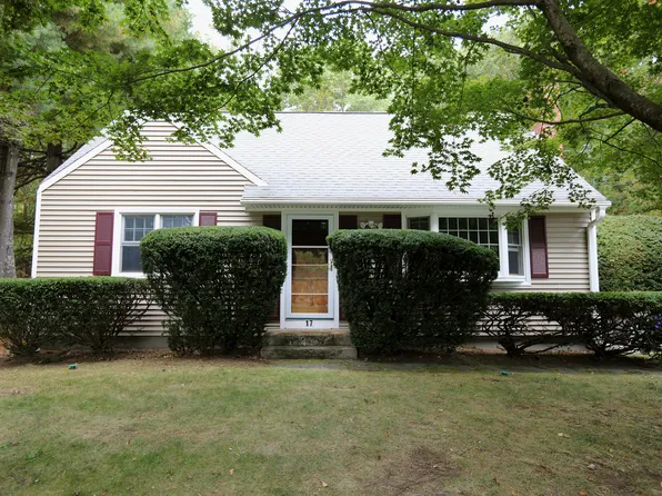 17 Birchwood Road, Enfield, CT 06082